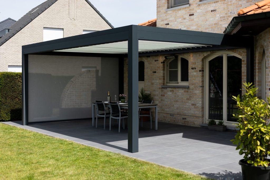 Pérgola bioclimática Brustor B600S 06 Pérgola bioclimática Brustor B600S de lamas retráctiles