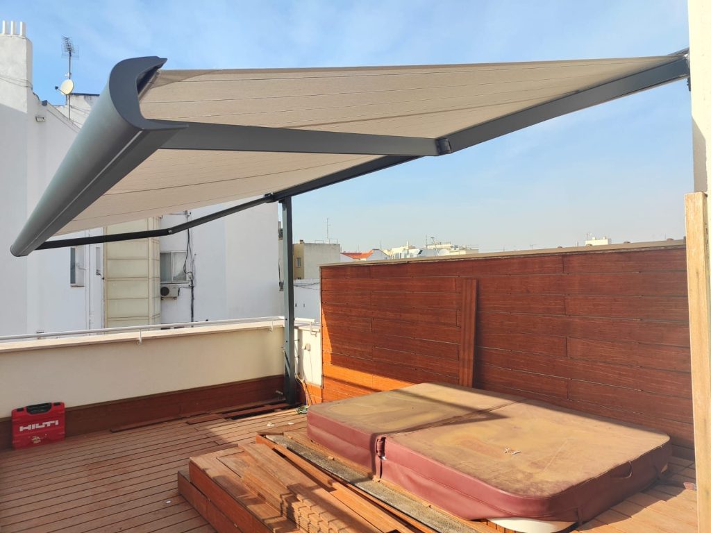 Toldo cofre MoonBox 400 05 Toldo cofre MoonBox 400