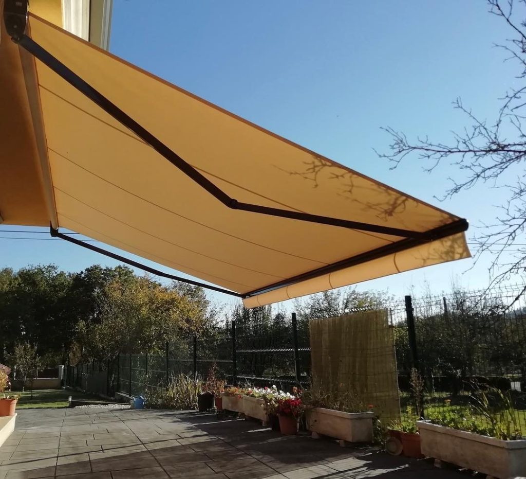 Toldo extensible Arond 350 06 Toldo extensible Arond 350