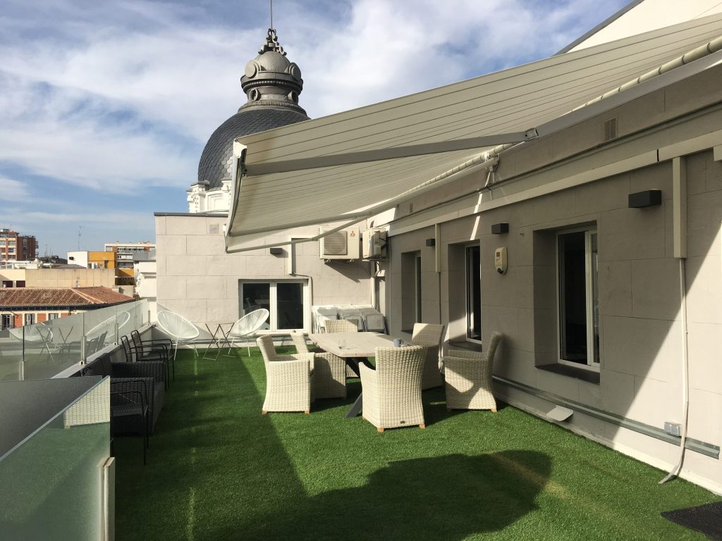Toldo extensible Arond 350 07 Toldo extensible Arond 350