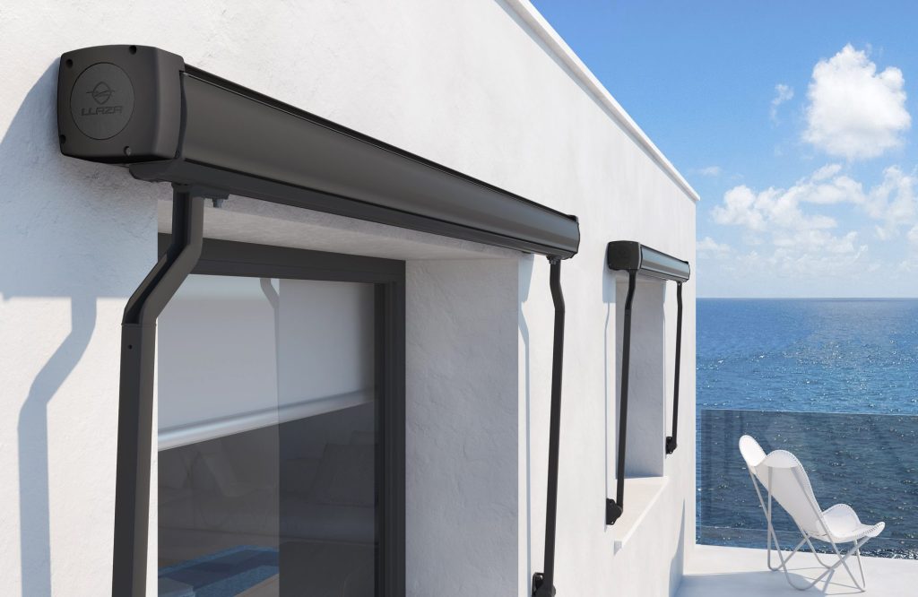 Toldo punto recto MicroBox 07 Toldo punto recto con cofre MicroBox